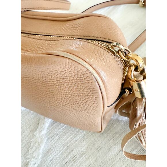 Gucci | Authentic Small Soho Disco Bag in Beige - Picture 12 of 16